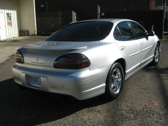 Pontiac Grand Prix 2003 photo 14