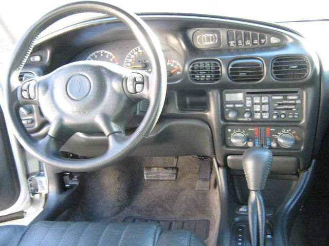 Pontiac Grand Prix 2003 photo 6