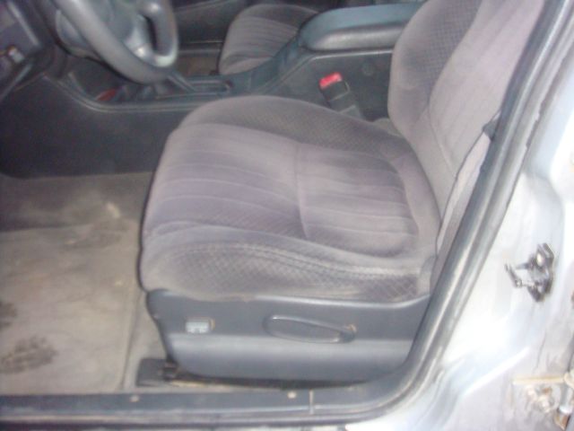 Pontiac Grand Prix 2003 photo 1