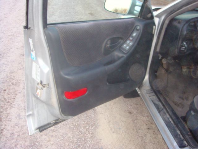 Pontiac Grand Prix 2003 photo 3