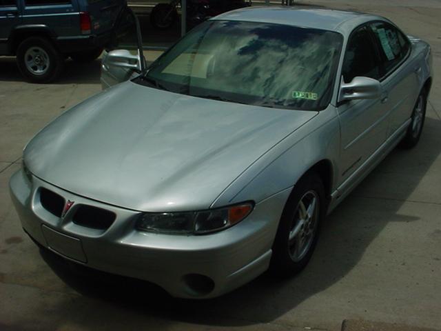 Pontiac Grand Prix Unknown Sedan