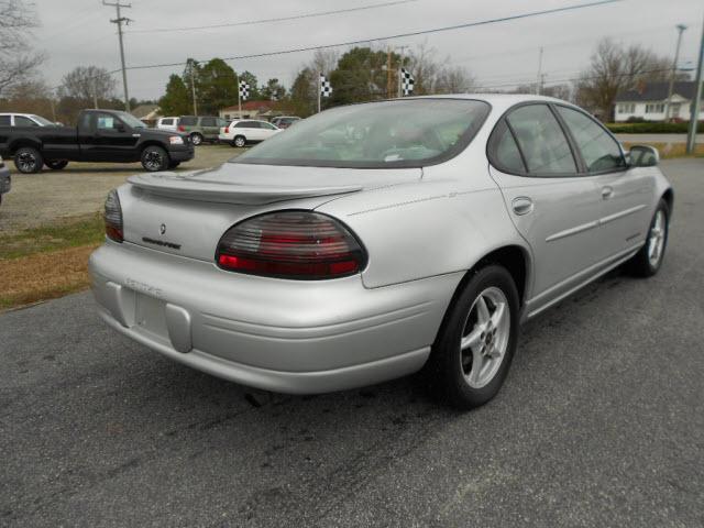Pontiac Grand Prix 2003 photo 3