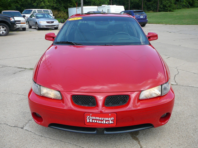 Pontiac Grand Prix 2003 photo 3