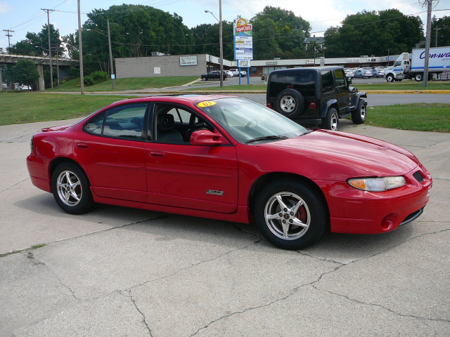 Pontiac Grand Prix 2003 photo 4