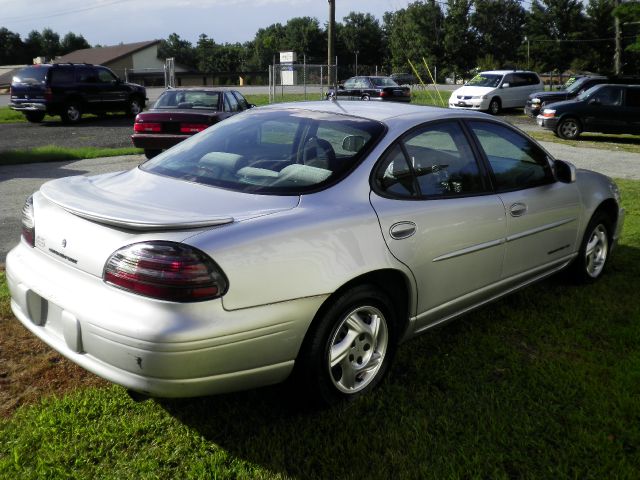 Pontiac Grand Prix 2003 photo 3