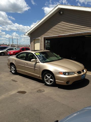 Pontiac Grand Prix 2003 photo 1