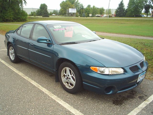 Pontiac Grand Prix 2003 photo 1