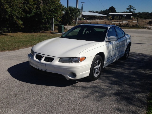 Pontiac Grand Prix 2003 photo 3