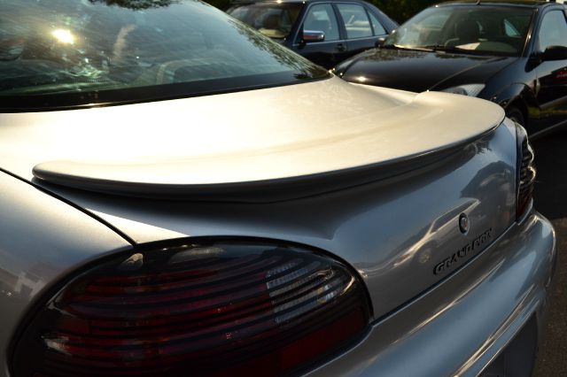 Pontiac Grand Prix 2003 photo 21