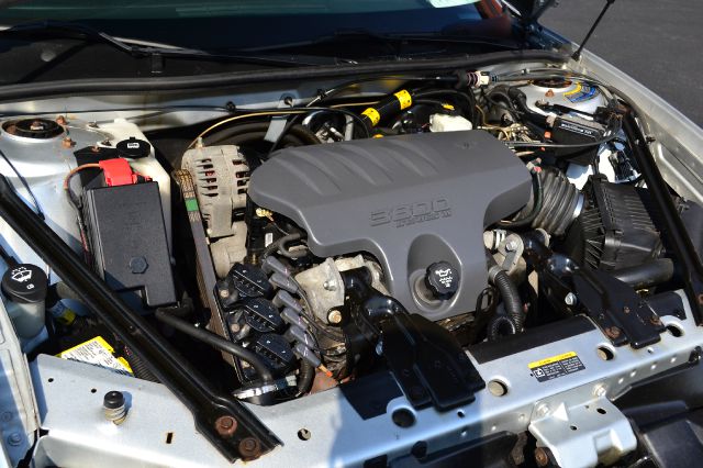 Pontiac Grand Prix 2003 photo 24