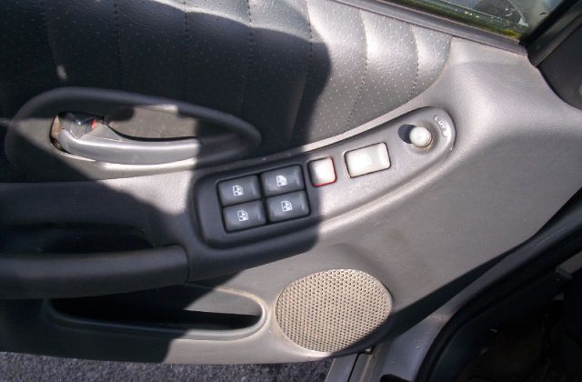 Pontiac Grand Prix 2003 photo 7