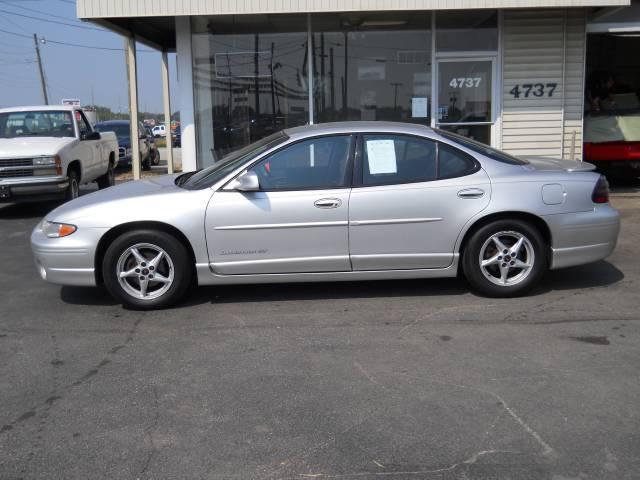 Pontiac Grand Prix Passion Sedan
