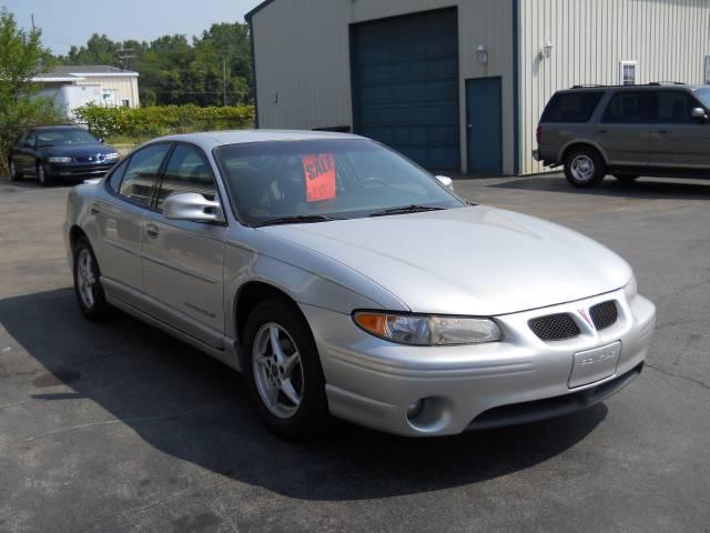 Pontiac Grand Prix 2003 photo 1