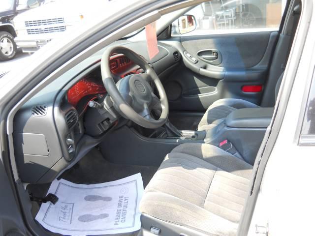 Pontiac Grand Prix 2003 photo 2