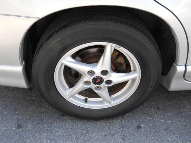 Pontiac Grand Prix 2003 photo 3