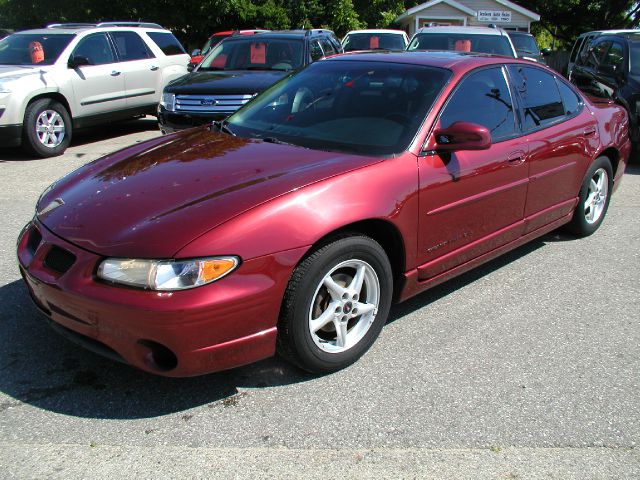 Pontiac Grand Prix Passion Sedan