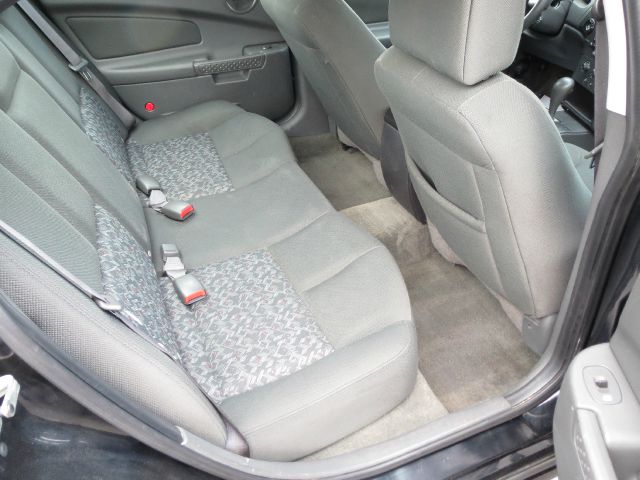 Pontiac Grand Prix 2004 photo 10