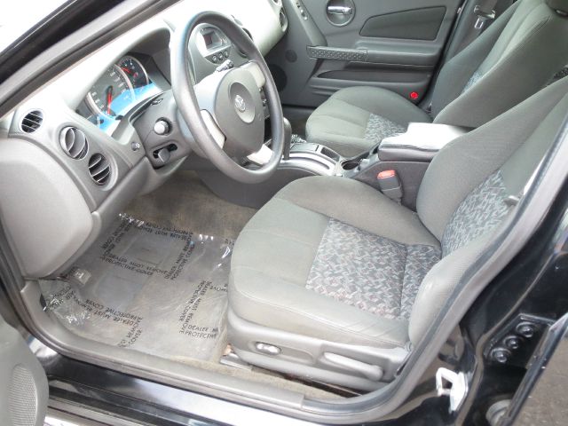 Pontiac Grand Prix 2004 photo 17