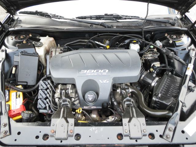 Pontiac Grand Prix 2004 photo 9