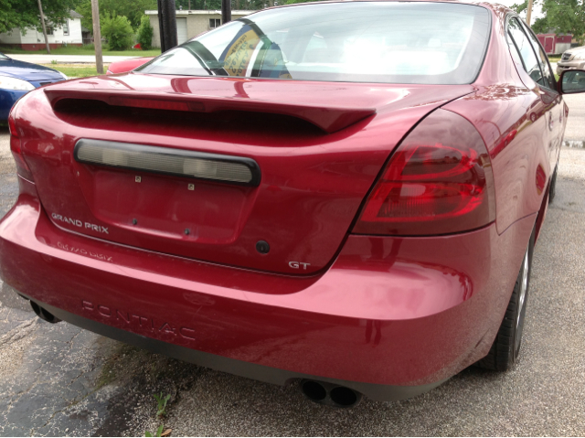 Pontiac Grand Prix 2004 photo 7