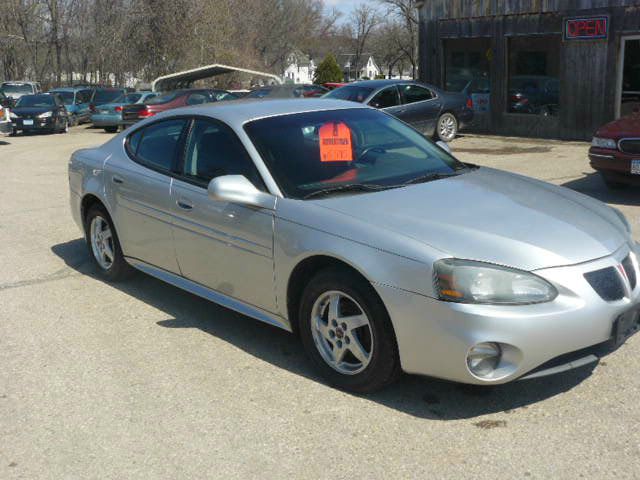 Pontiac Grand Prix 2004 photo 6