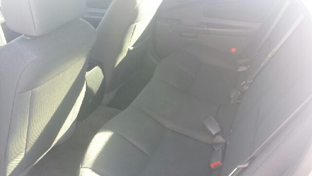 Pontiac Grand Prix 2004 photo 2