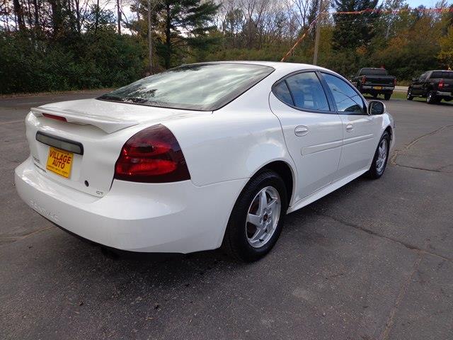 Pontiac Grand Prix 2004 photo 3
