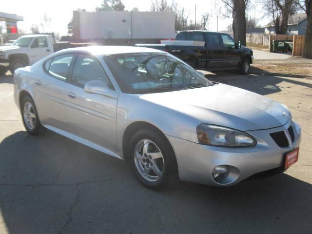 Pontiac Grand Prix 2004 photo 4