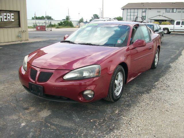 Pontiac Grand Prix 2004 photo 3