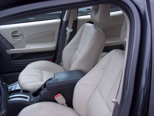 Pontiac Grand Prix 2004 photo 1