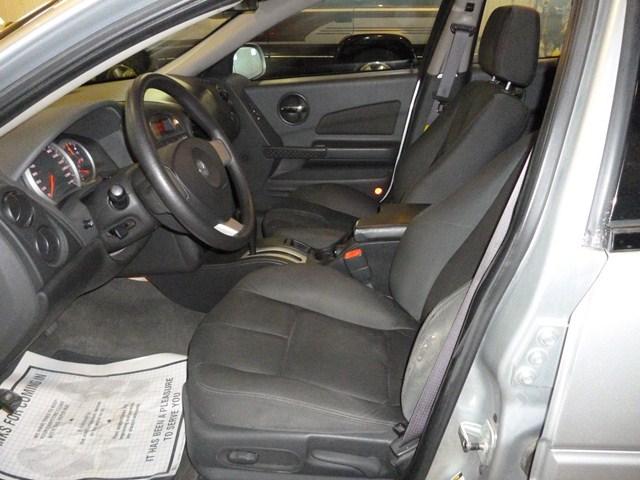 Pontiac Grand Prix 2004 photo 1