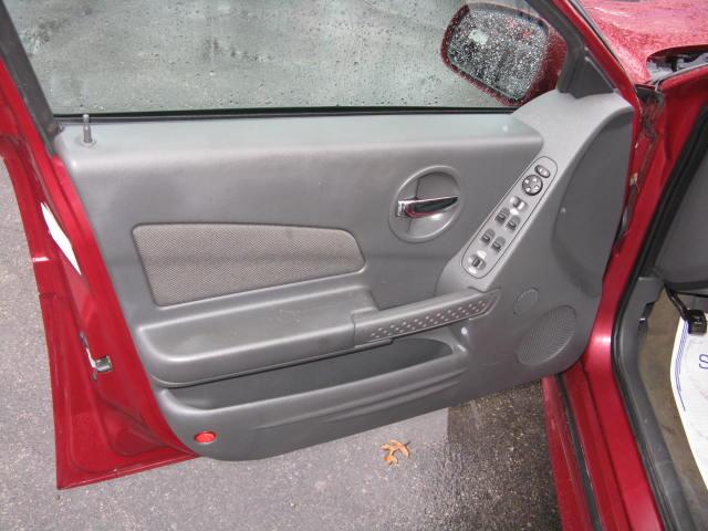 Pontiac Grand Prix 2004 photo 5
