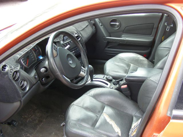 Pontiac Grand Prix 2004 photo 3