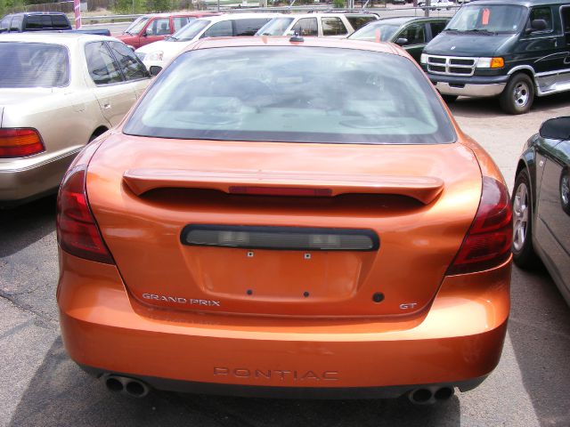 Pontiac Grand Prix 2004 photo 4