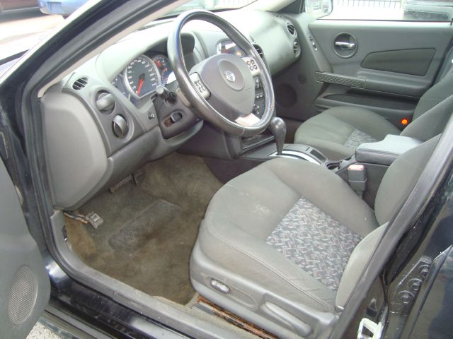 Pontiac Grand Prix 2004 photo 12