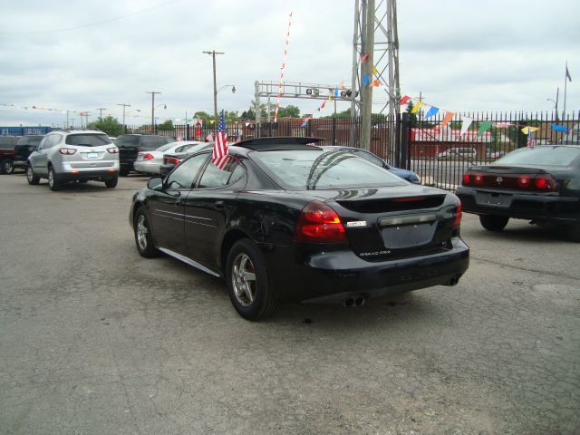 Pontiac Grand Prix 2004 photo 17