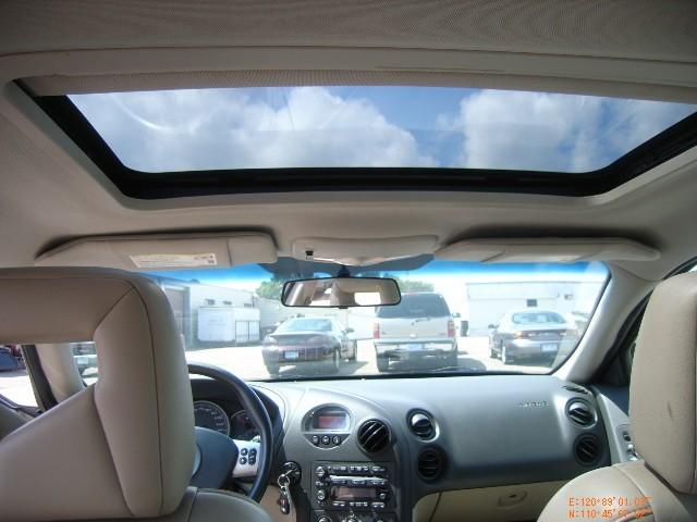 Pontiac Grand Prix 2004 photo 5