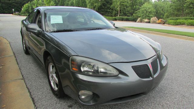 Pontiac Grand Prix 2004 photo 4