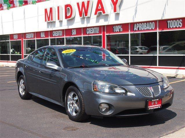 Pontiac Grand Prix 2004 photo 2