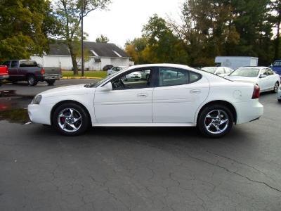 Pontiac Grand Prix 2004 photo 9