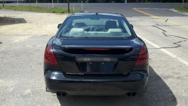Pontiac Grand Prix 2004 photo 4