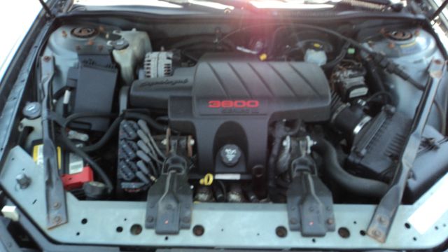 Pontiac Grand Prix 2004 photo 4