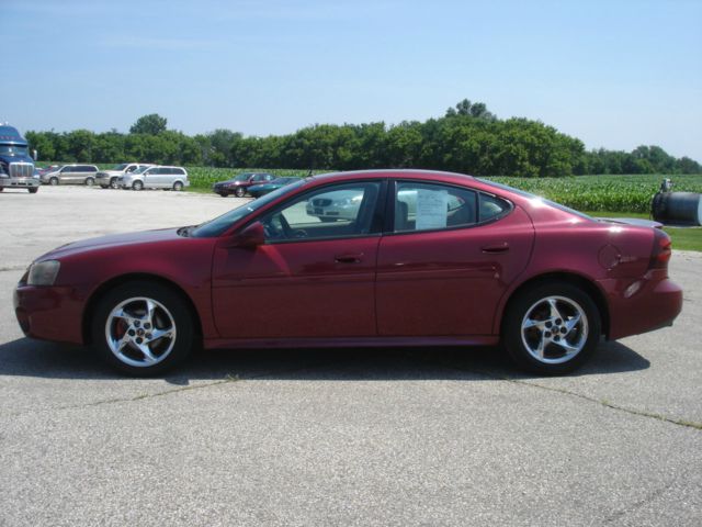 Pontiac Grand Prix 2004 photo 4