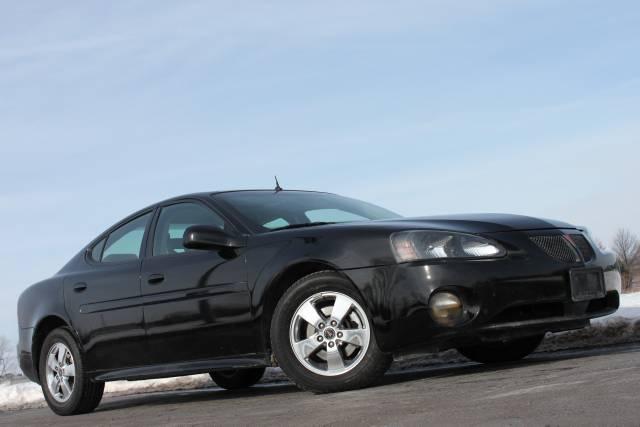 Pontiac Grand Prix Passion Sedan