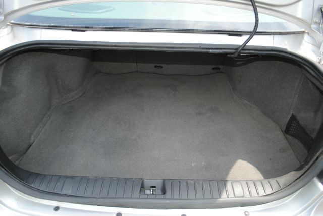 Pontiac Grand Prix 2005 photo 14