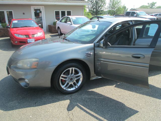 Pontiac Grand Prix STX OFF ROAD Sedan