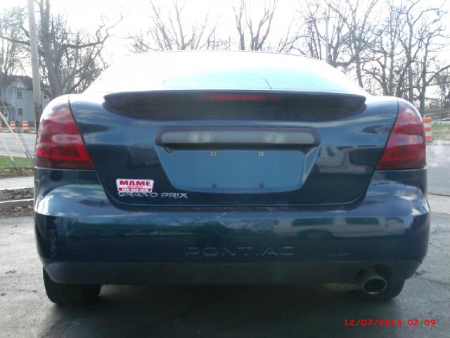 Pontiac Grand Prix 2005 photo 1