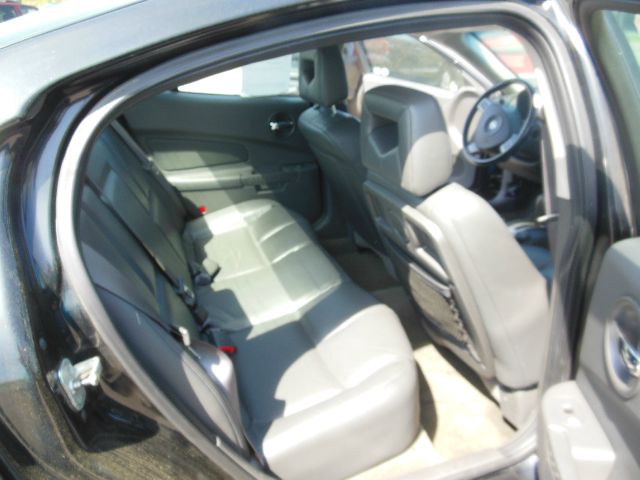 Pontiac Grand Prix 2005 photo 14