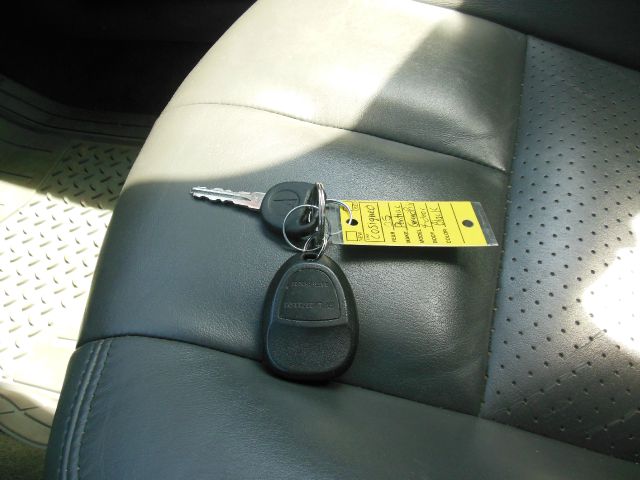 Pontiac Grand Prix 2005 photo 3