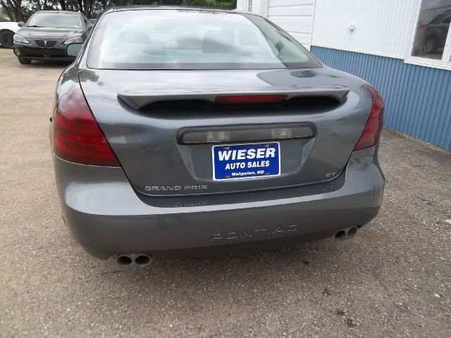 Pontiac Grand Prix 2005 photo 4
